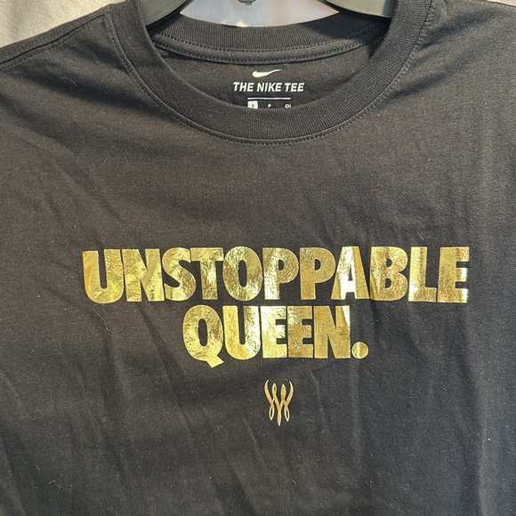 Nike tee shirt! “Unstoppableble Queen” - Picture 2 of 5
